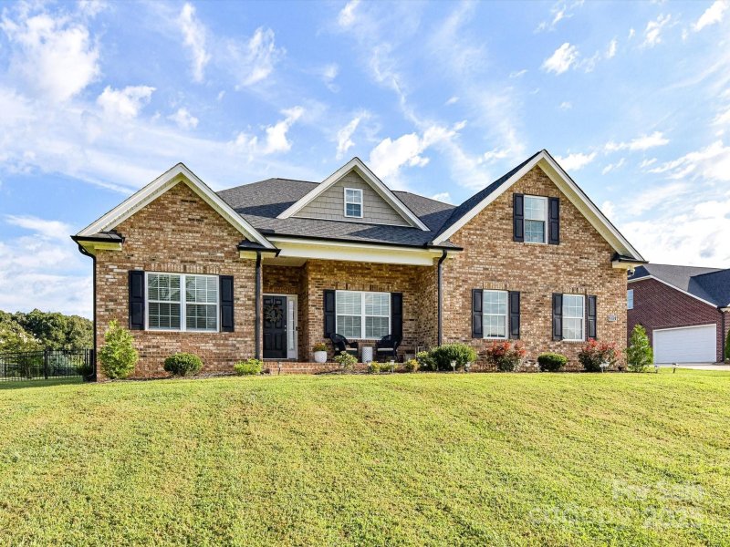 Property image 5 of 2017 Parrothead Drive in Sabella Estates, Monroe, NC 28110