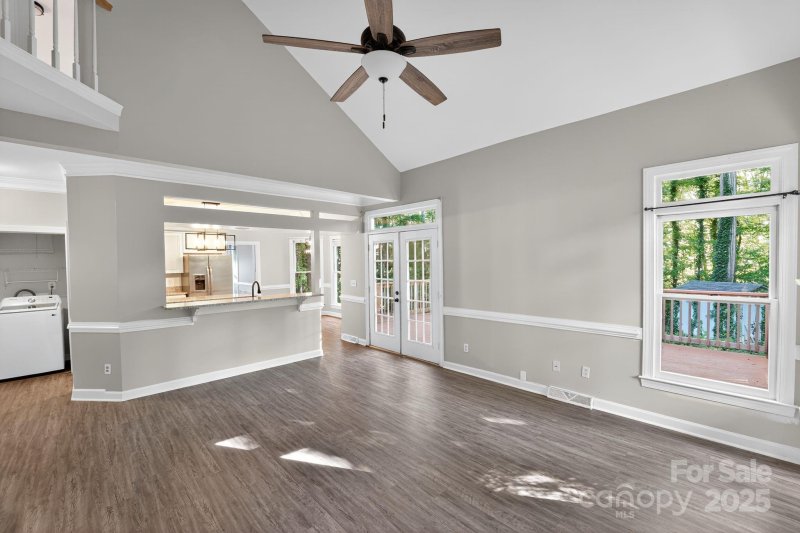 Property image 3 of 9238 Heritage Woods Place in Davis Lake, Charlotte, NC 28269