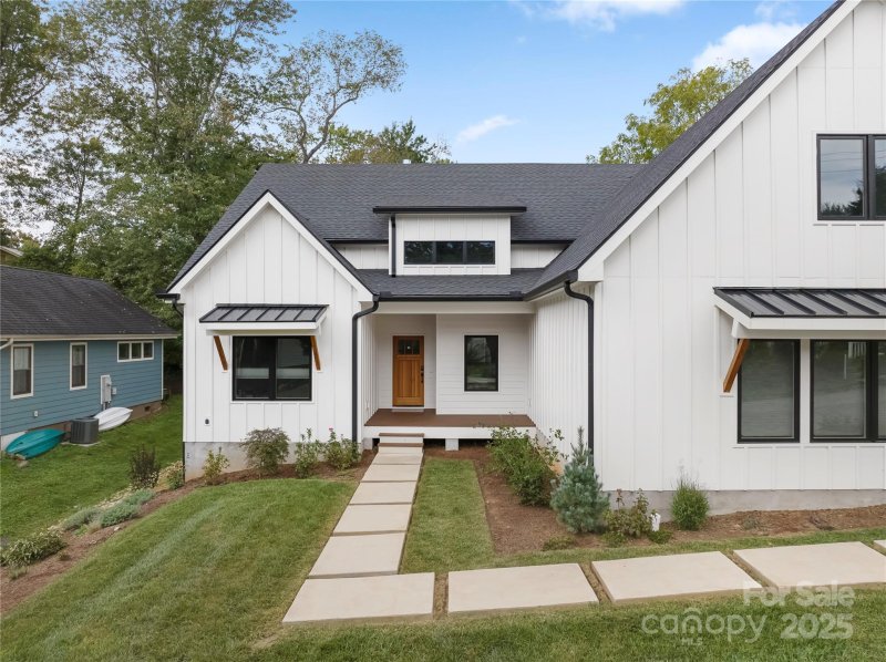 Property image 3 of 75 Nevada Avenue in West Asheville, Asheville, NC 28806