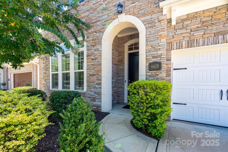 Property image 2 of 6628 Forage Lane in Waverly, Charlotte, NC 28277