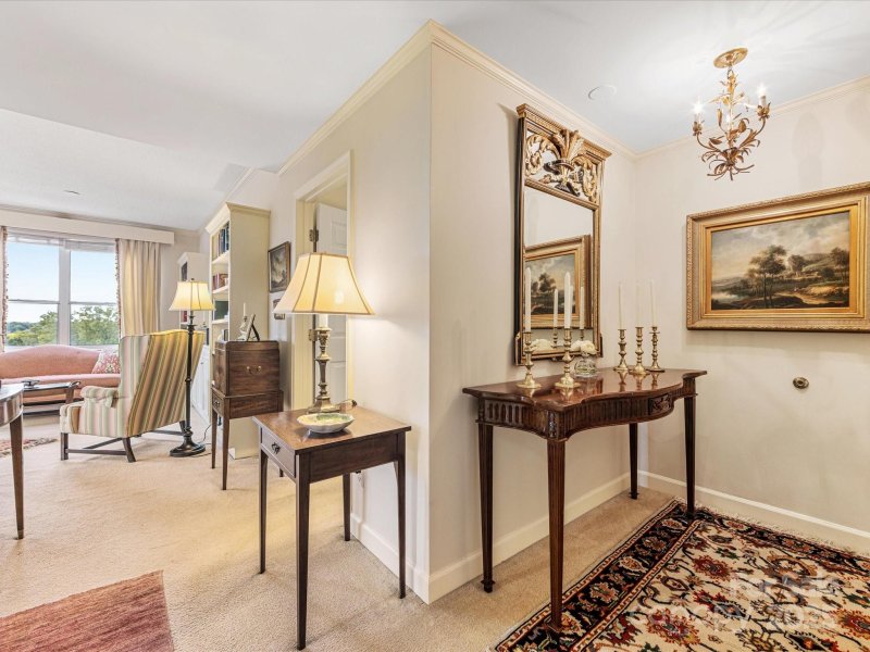 Property image 3 at 1530 Queens Road, Charlotte, NC 28207