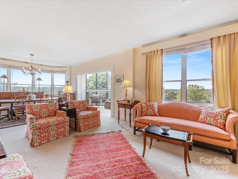 Property image 4 at 1530 Queens Road, Charlotte, NC 28207