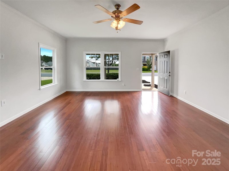 Property image 3 of 7019 Sonja Drive in Clover Meadows, Clover, SC 29710