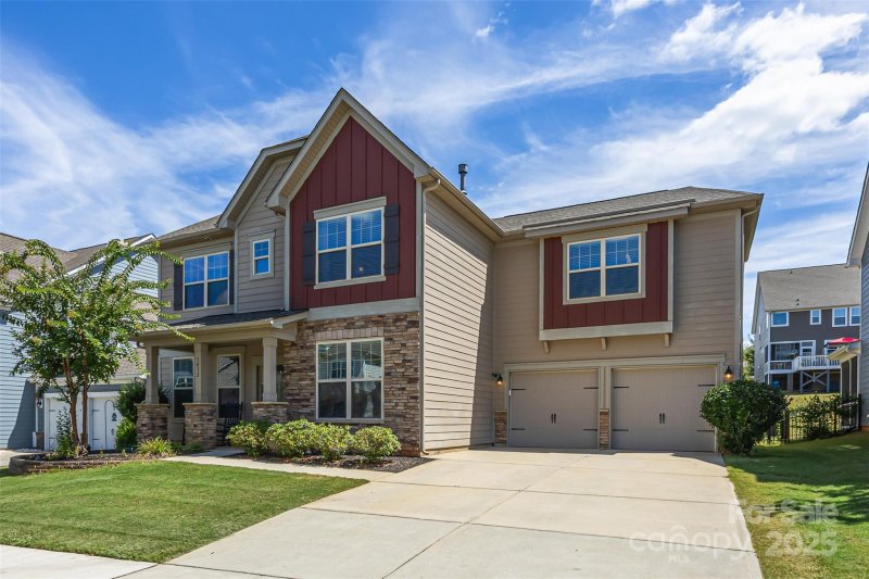 Property image 2 of 1032 Shorthill Lane in Waterside at the Catawba, Fort Mill, SC 29715