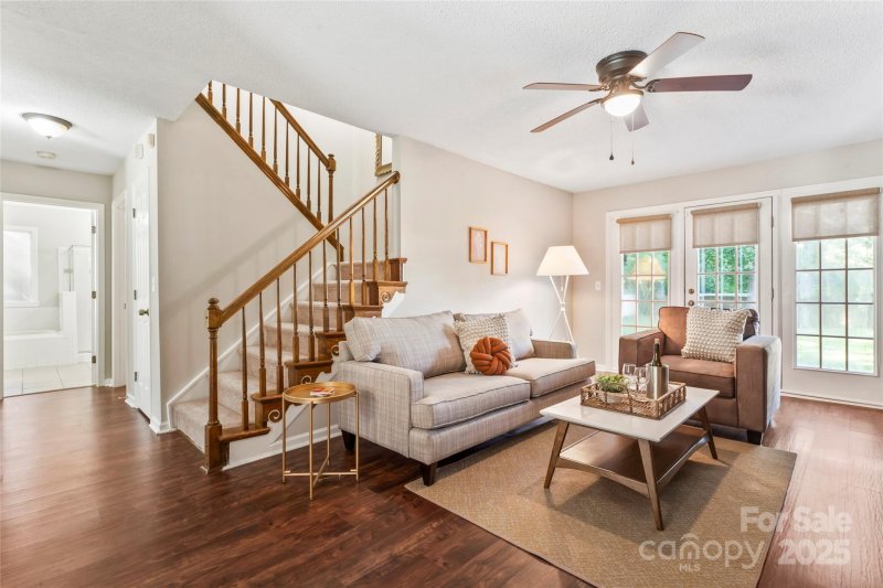 Property image 4 at 5925 Loch Arbor Lane, Charlotte, NC 28227