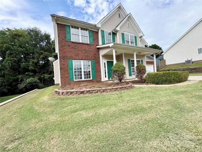 Property image 3 at 116 Huckleberry Lane, Mount Holly, NC 28120