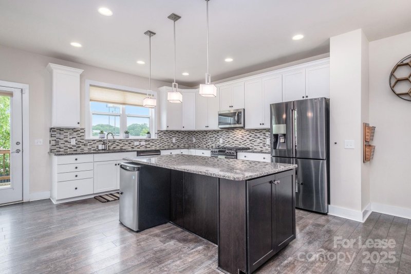 Property image 3 at 1907 Seegars Place, Charlotte, NC 28204