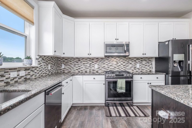 Property image 5 at 1907 Seegars Place, Charlotte, NC 28204