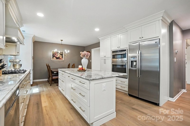 Property image 5 of 7551 Yellow Pine Court in Colony Woods, Charlotte, NC 28277