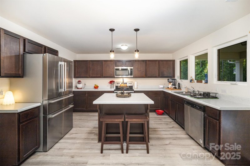 Property image 2 at 1122 Whitehall Hill Road, York, SC 29745