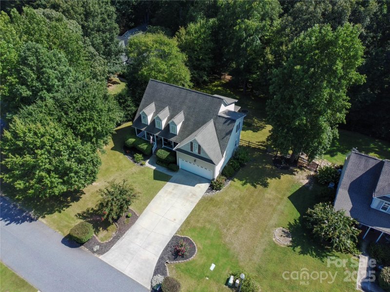 Property image 3 of 6464 Winding Creek Lane in Rock Springs, Denver, NC 28037