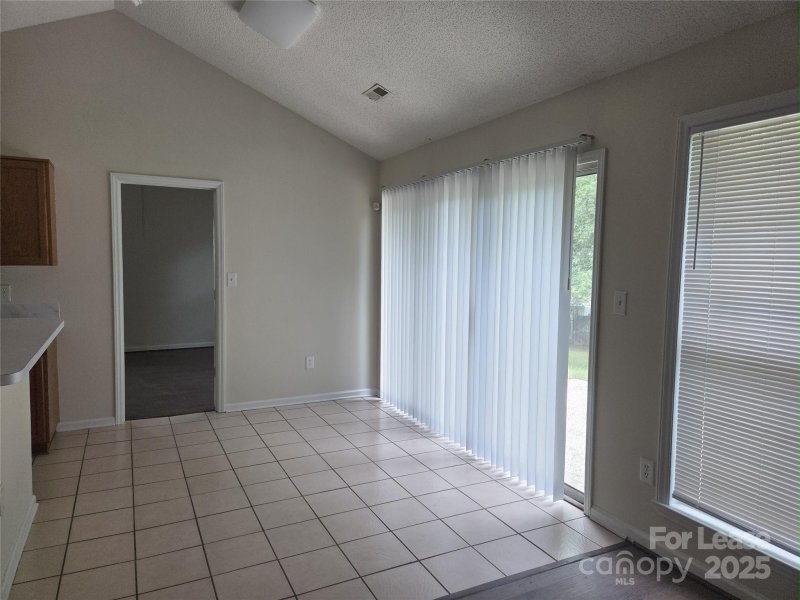 Property image 4 of 141 Eagle Court in Reed Creek, Mooresville, NC 28117