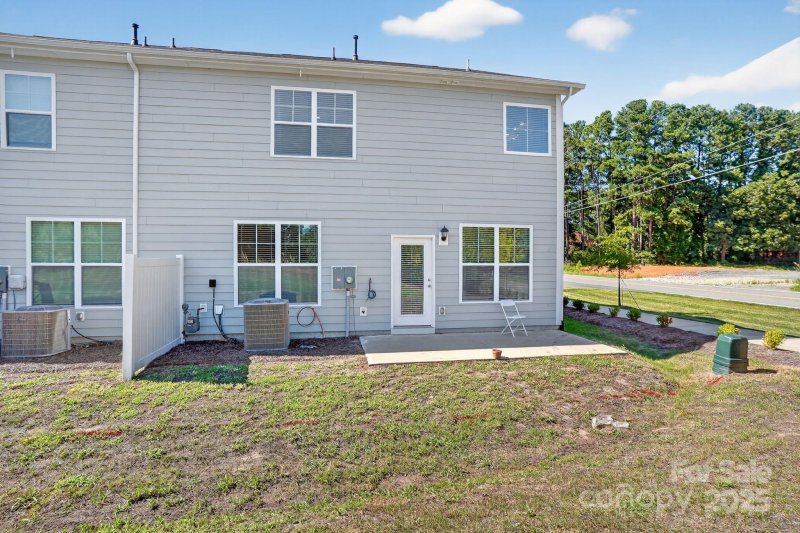Property image 3 of 4211 Plumeria Way in Avondale, Fort Mill, SC 29707