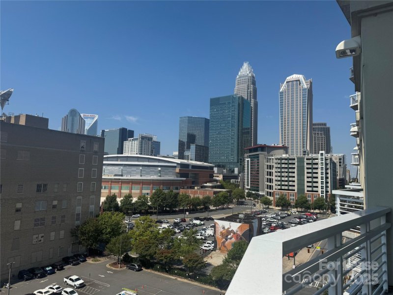 Property image 2 at 505 E 6th Street, Charlotte, NC 28202
