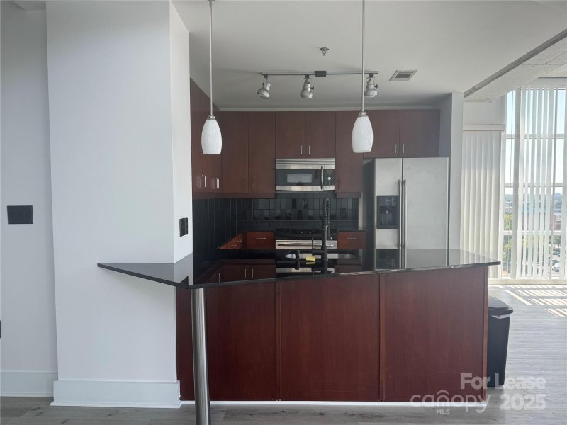 Property image 5 at 505 E 6th Street, Charlotte, NC 28202