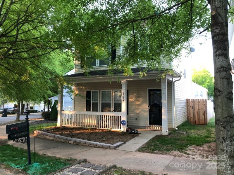 13135 Windy Lea Lane