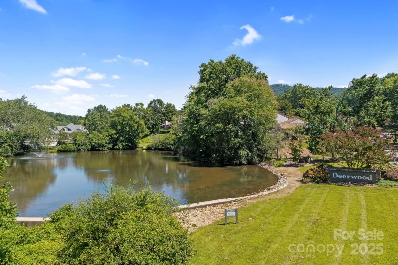 Property image 2 of 101 Deerlake Drive in Deerwood, Asheville, NC 28803