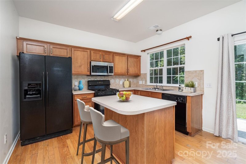 Property image 3 of 2205 Arbor Vista Drive in Arbor Hills, Charlotte, NC 28262