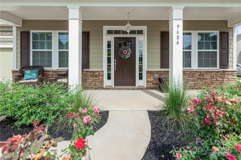 9604 Rayneridge Drive