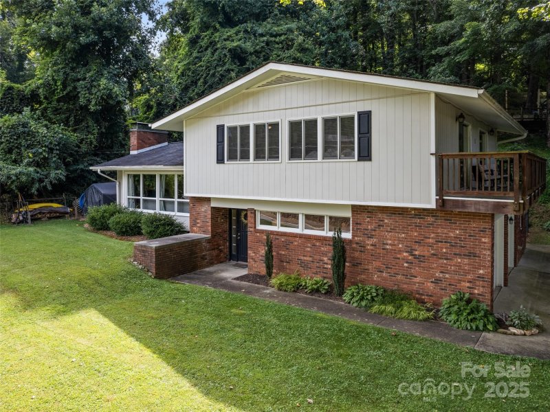 Property image 3 at 15 Belleview Road, Waynesville, NC 28786