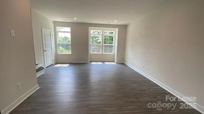 Property image 3 of 216 Russell Branch Lane in Wendover Green, Charlotte, NC 28211