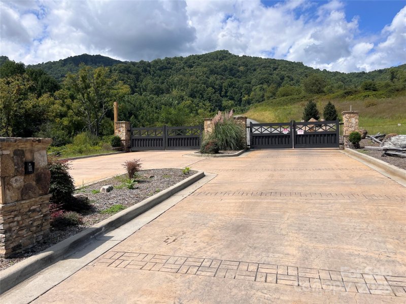 Property image 5 of 4 Summit View Drive in The Summit of Asheville, Canton, NC 28716