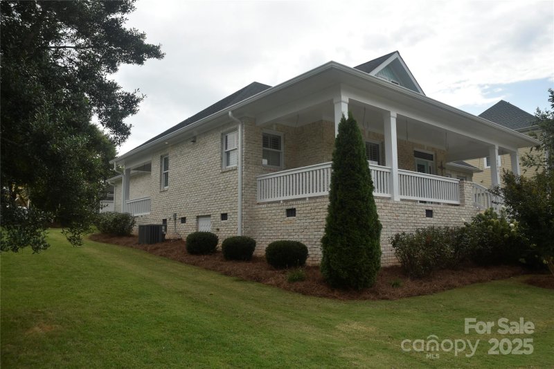 Property image 3 at 4098 Library Lane, Conover, NC 28613