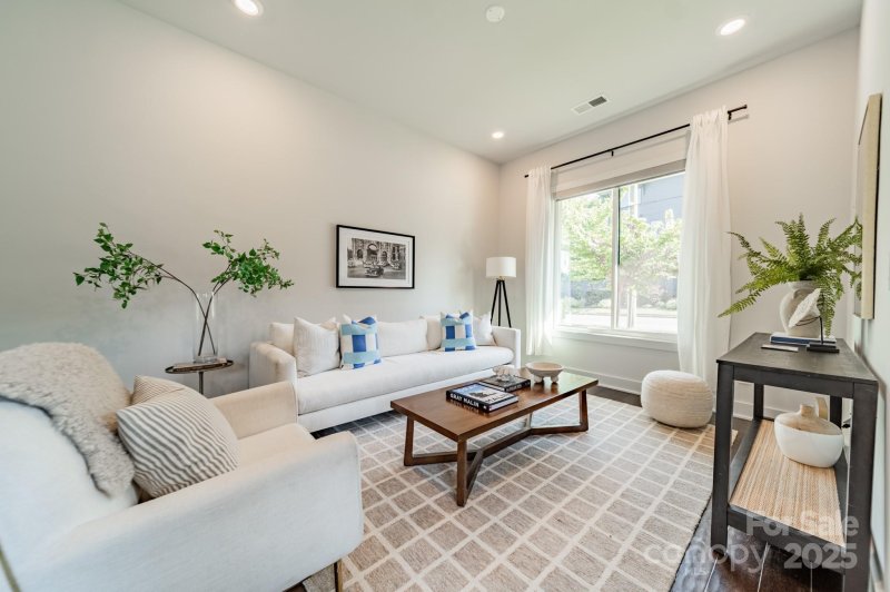 Property image 4 at 932 Van Every Street, Charlotte, NC 28205