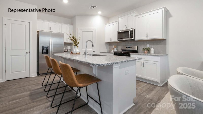 Property image 3 of 1128 Saloon Drive in Fergus Crossing, York, SC 29745