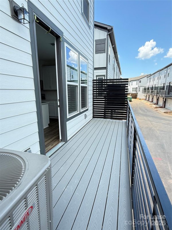 Property image 2 at 5019 Westmead Lane, Charlotte, NC 28262