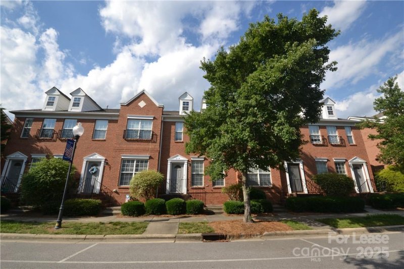 Property image 2 at 6034 Creft Circle, Indian Trail, NC 28079