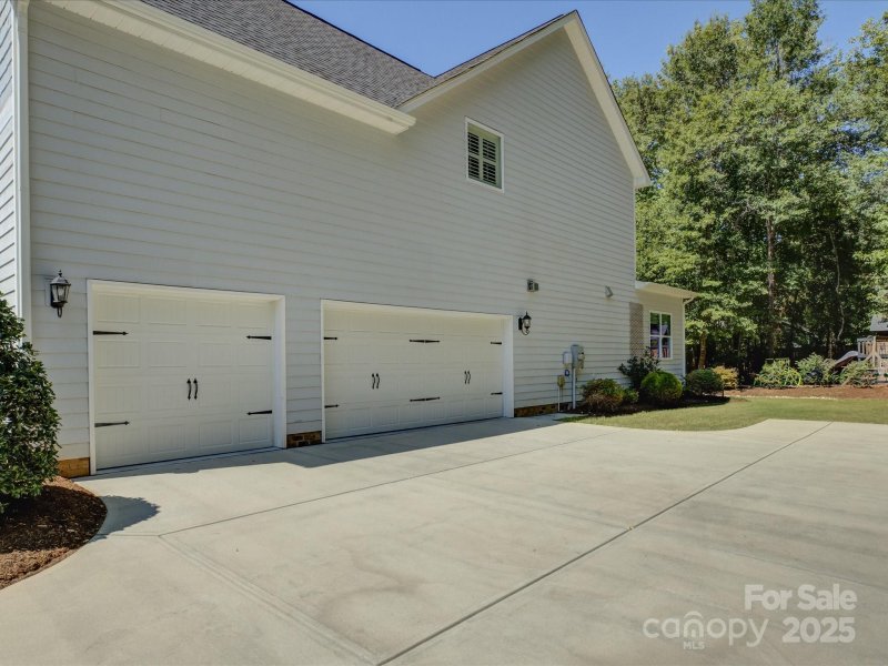 Property image 3 of 14733 Murfield Court in The Palisades, Charlotte, NC 28278