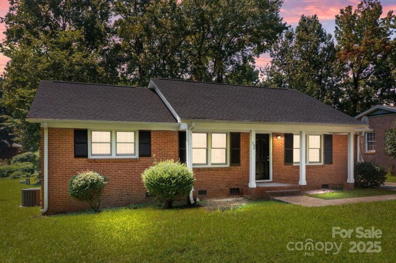 509 Scottsbrook Drive