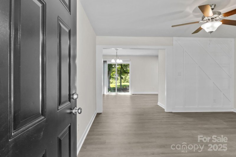 Property image 5 at 509 Scottsbrook Drive, Charlotte, NC 28213