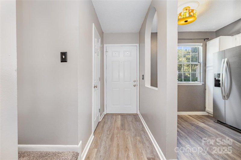 Property image 3 of 3120 Heathstead Place in Southpark, Charlotte, NC 28210