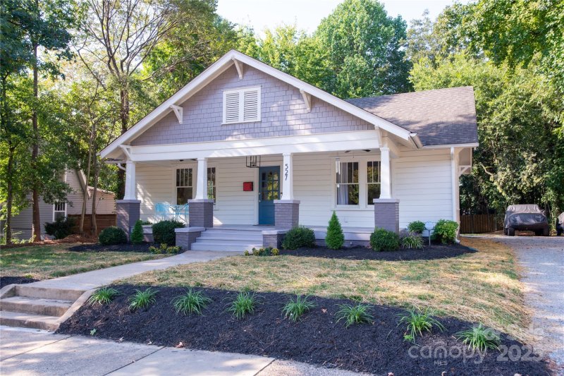 Property image 2 of 527 Spruce Street in Wilmore, Charlotte, NC 28203