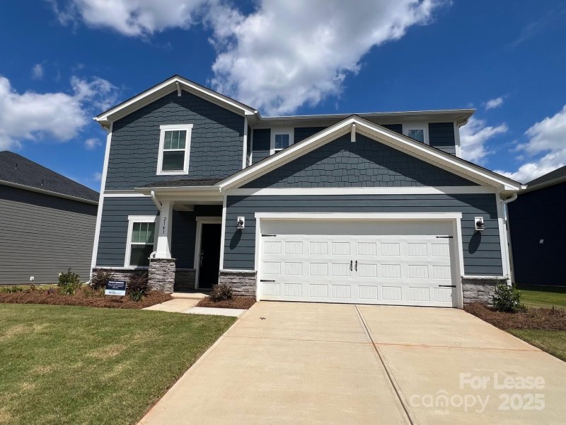 2141 Sunflower Circle