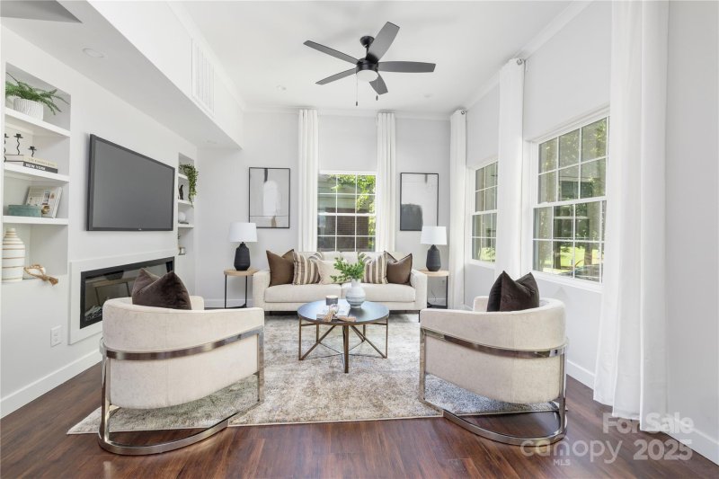 Property image 2 of 835 Spruce Street in Wilmore, Charlotte, NC 28203