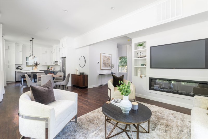 Property image 3 of 835 Spruce Street in Wilmore, Charlotte, NC 28203