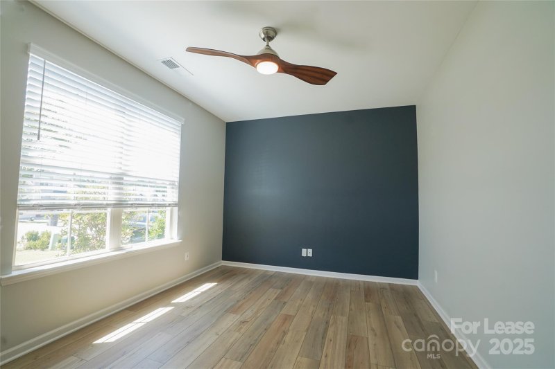 Property image 3 at 16126 Flame Azalea Court, Charlotte, NC 28278