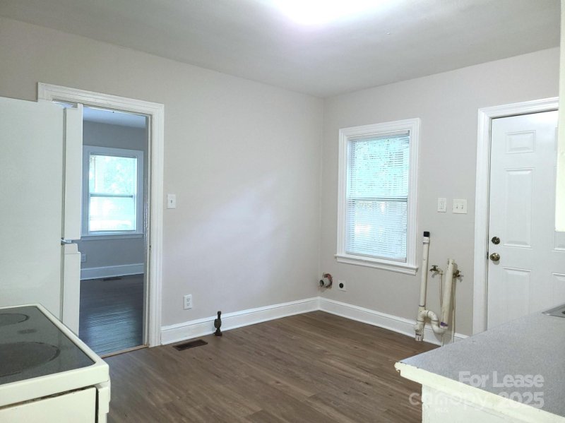 Property image 3 at 1606 N Allen Street, Charlotte, NC 28205