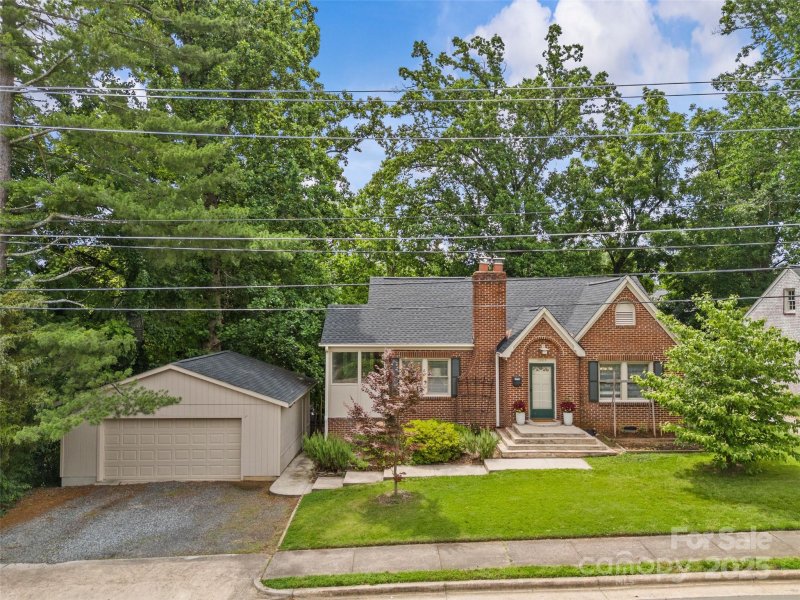 Property image 4 of 2005 Scott Avenue in Dilworth, Charlotte, NC 28203