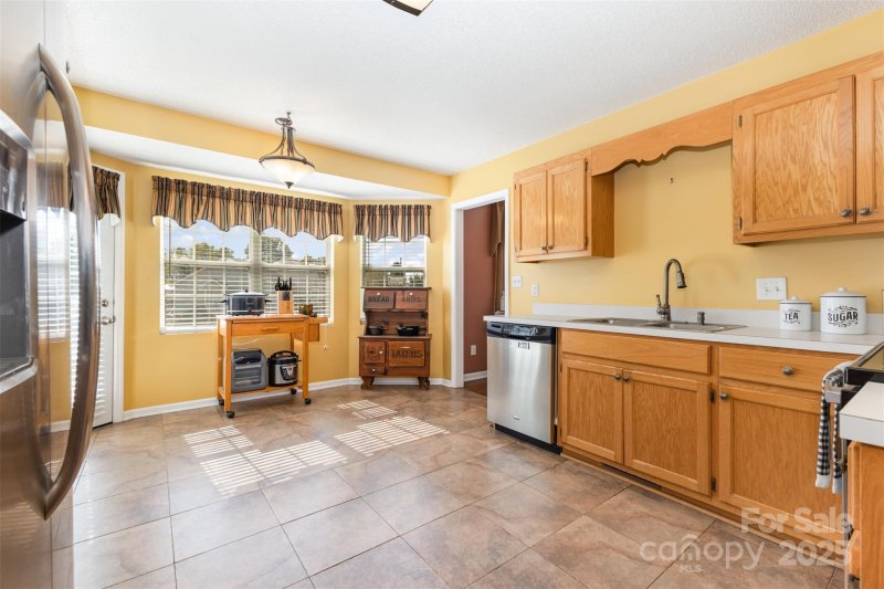 Property image 3 of 1976 Mcilwain Road in Sedgefield, Lancaster, SC 29720