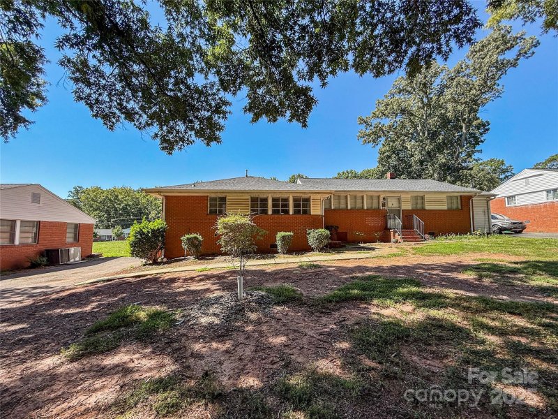 3109 Marlborough Road