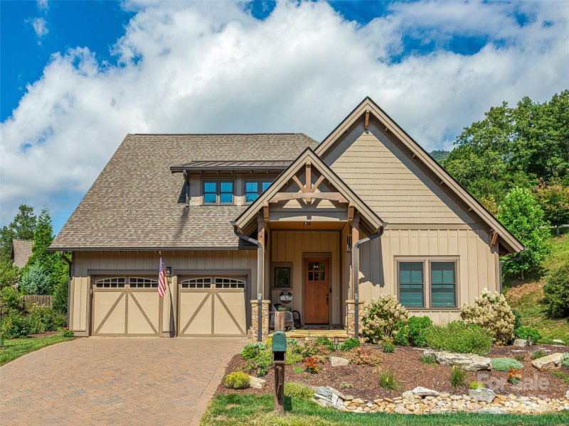 54 Stills Creek Loop