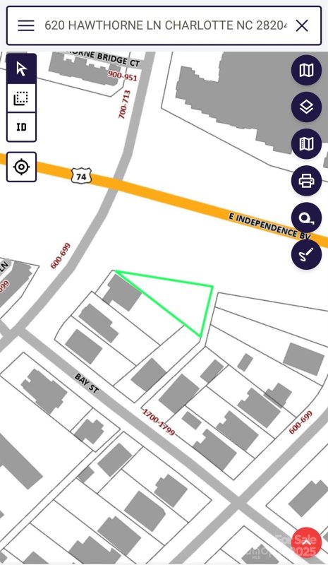 Property image 2 of 610 Hawthorne Lane in Elizabeth, Charlotte, NC 28204