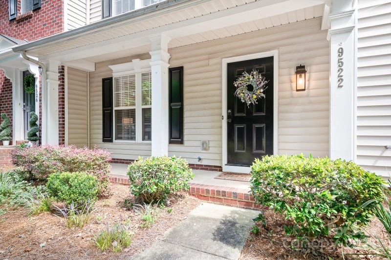 Property image 3 at 9522 Cadman Court, Cornelius, NC 28031