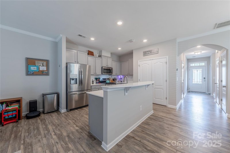 Property image 5 of 543 Common Raven Court in Waterside at the Catawba, Fort Mill, SC 29715