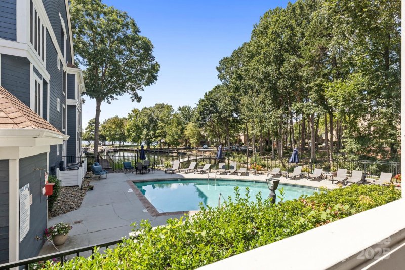 Property image 4 of 719 Southwest Drive in Davidson Landing, Davidson, NC 28036