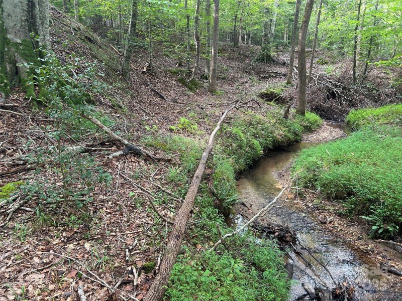 00 North Dakota Drive